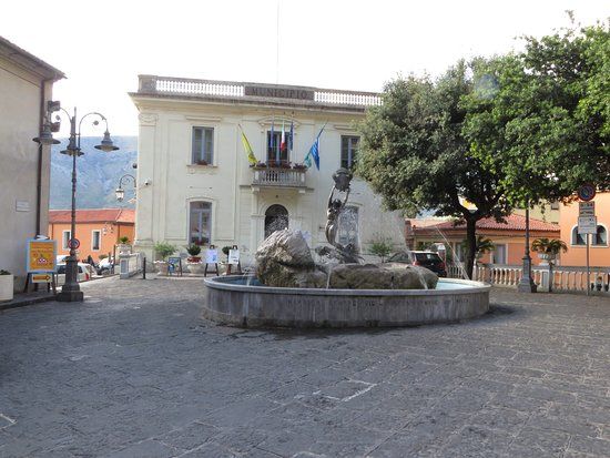 Fontana della Sirena
