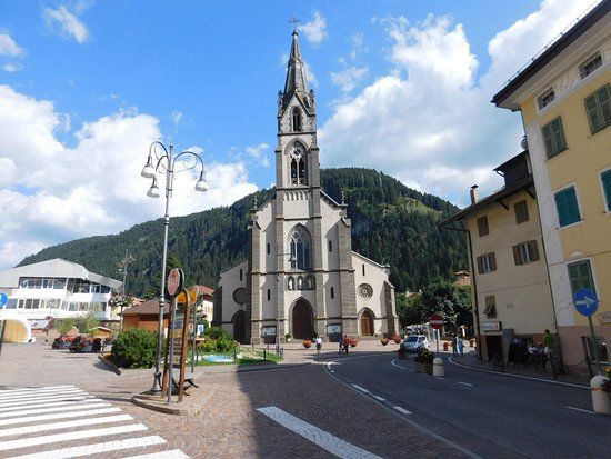 la Chiesa Arcipretale dei Santi Filippo e Giacomo