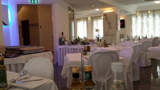 Hotel Mediterraneo Restaurant