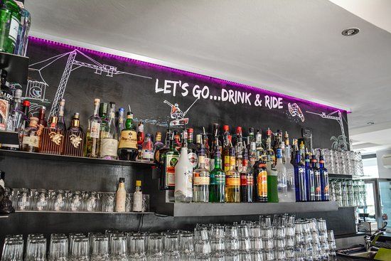 Aurora Lounge Bar