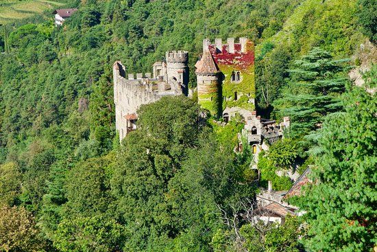 Castel Fontana