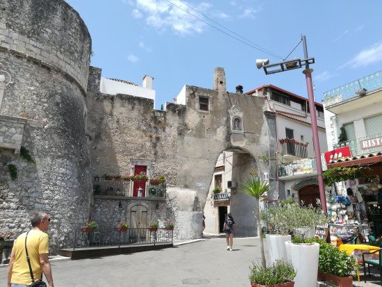 Torre Del Ponte
