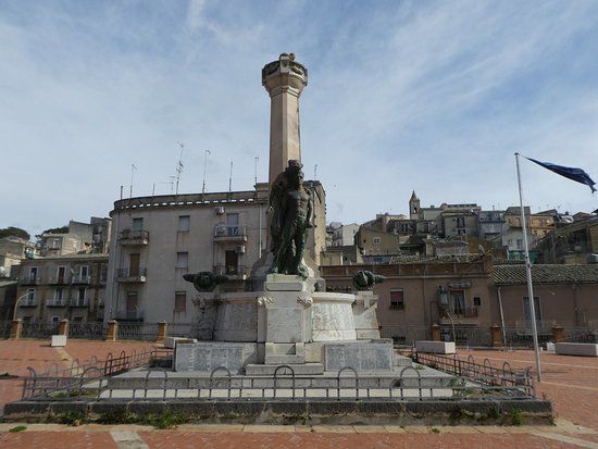 Monumento ai Caduti